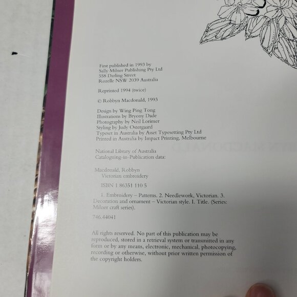 1994 Robbyn MacDonald Book Victorian Embroidery--40 Victorian Embroidery Pattern - Picture 10 of 16